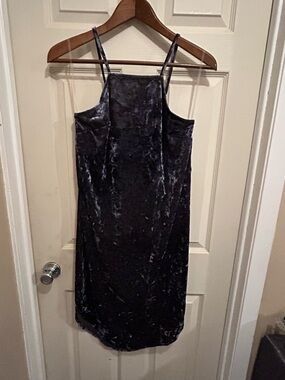 Fourteenth Place Sleeveless Velvet Mini Dress in smoky blue gray- size medium